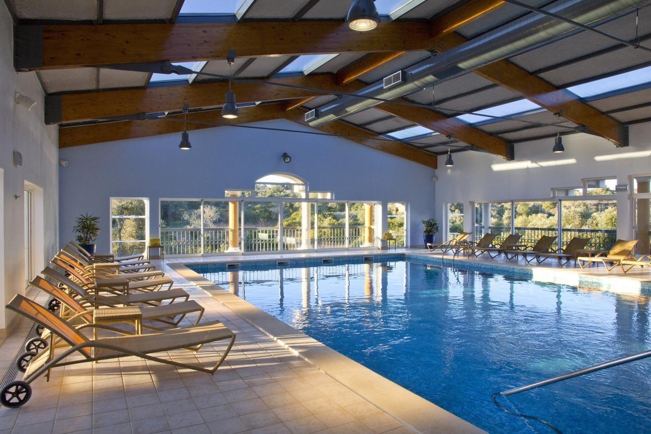Vale D'Oliveiras Quinta Resort & Spa Carvoeiro  Exterior foto Indoor pool